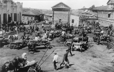 Трактиры на Базарной площади. Фотография А.В.Свешникова.